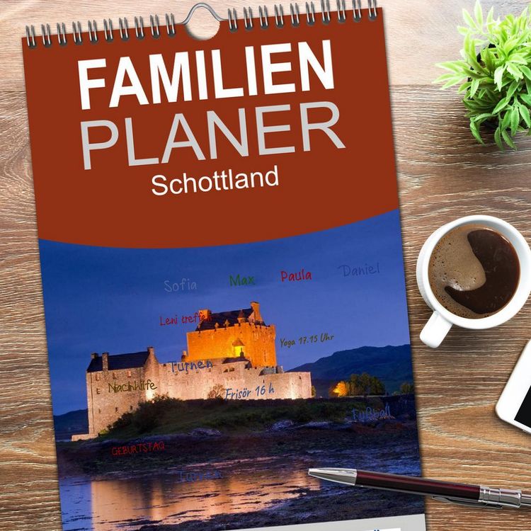 Produktbild: Familienplaner 2026 - Schottland mit 5 Spalten (Wandkalender, 21 x 45 cm) CALVENDO