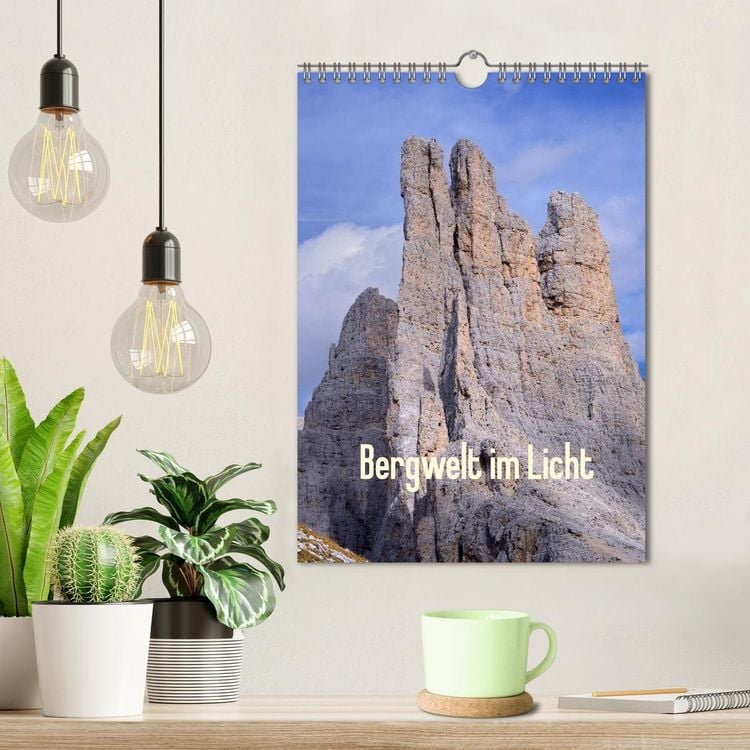 Produktbild: Bergwelt im Licht (Wandkalender 2026 DIN A4 hoch), CALVENDO Monatskalender