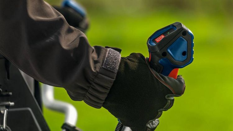 Produktbild: Bosch Professional GFR18V-25BH Freischneider