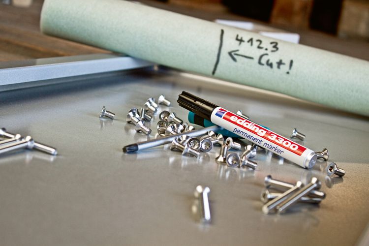 Produktbild: EDDING&reg; Permanent Marker 3300, rot