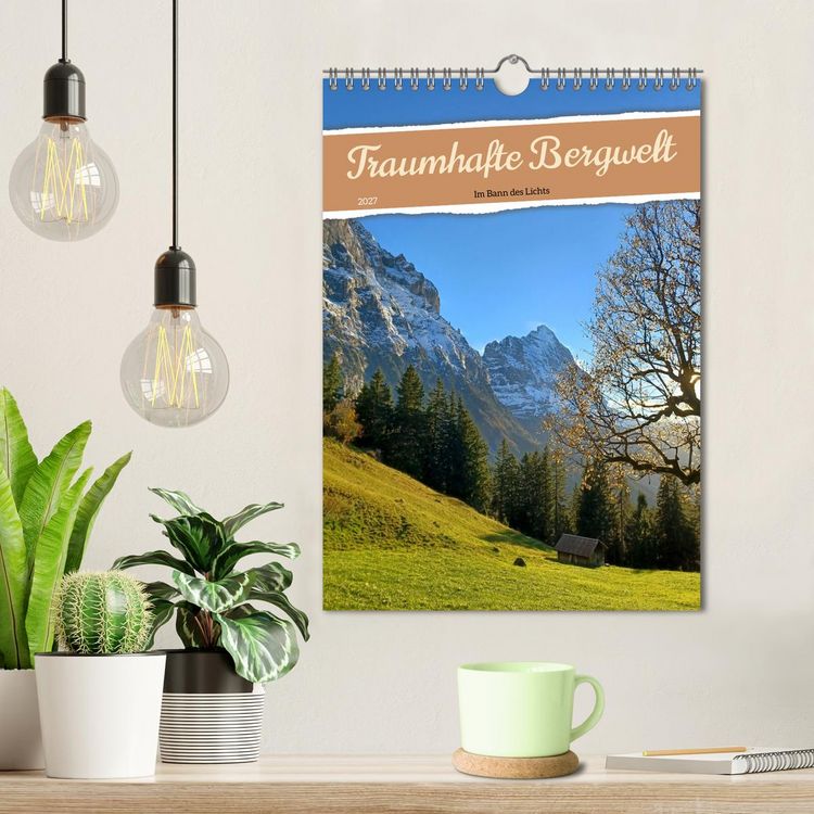 Produktbild: Traumhafte Bergwelt - Im Bann des Lichts (Wandkalender 2027 DIN A4 hoch), CALVENDO Monatskalender