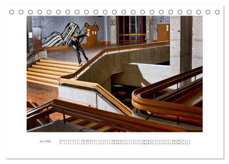 Produktbild: woodtimesalwaysgoodtimes - skateboard fotografie von tim korbmacher (Tischkalender 2026 DIN A5 quer), CALVENDO Monatskalender