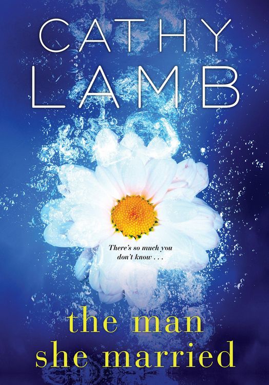 Produktbild: The Man She Married