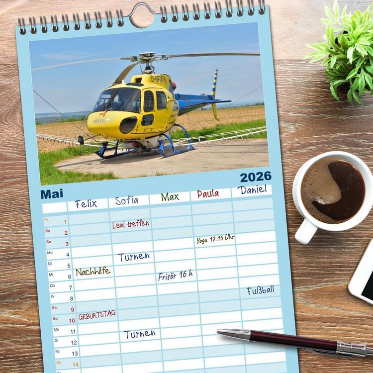 Produktbild: Familienplaner 2026 - Die beeindruckende Welt der Hubschrauber mit 5 Spalten (Wandkalender, 21 x 45 cm) CALVENDO