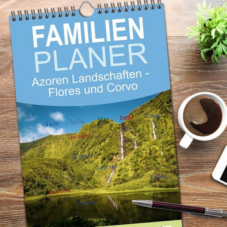Produktbild: Familienplaner 2026 - Azoren Landschaften - Flores und Corvo mit 5 Spalten (Wandkalender, 21 x 45 cm) CALVENDO