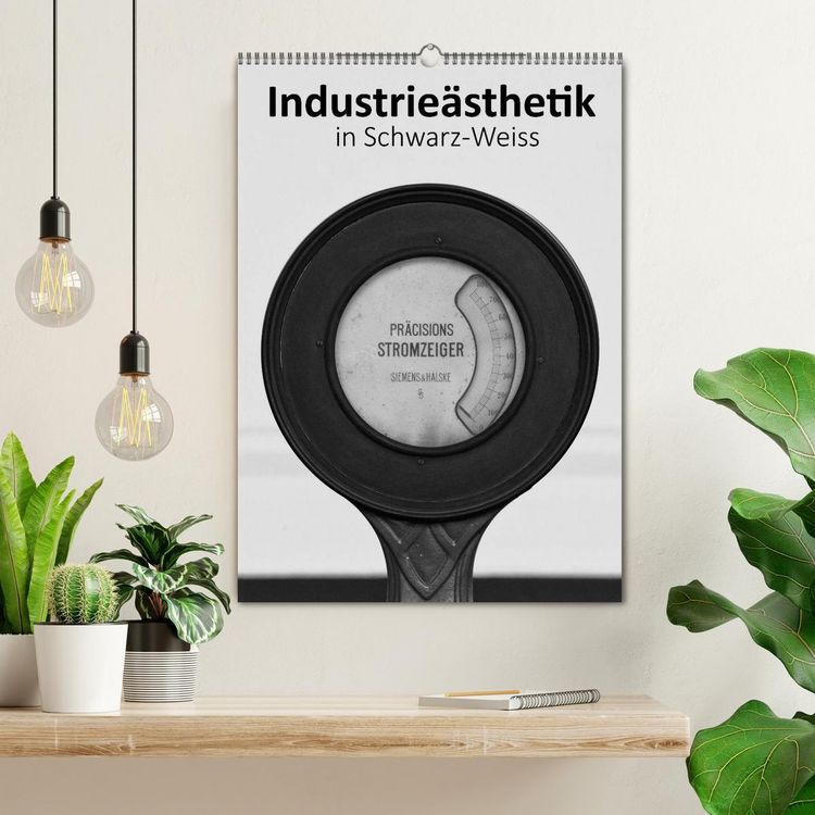 Produktbild: Industrie&auml;sthetik in Schwarz-Weiss (Wandkalender 2026 DIN A2 hoch), CALVENDO Monatskalender
