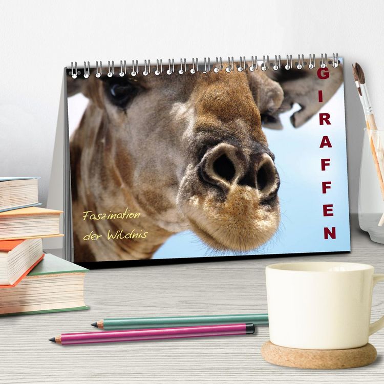 Produktbild: Giraffen &ndash; Faszination der Wildnis (Tischkalender 2026 DIN A5 quer), CALVENDO Monatskalender