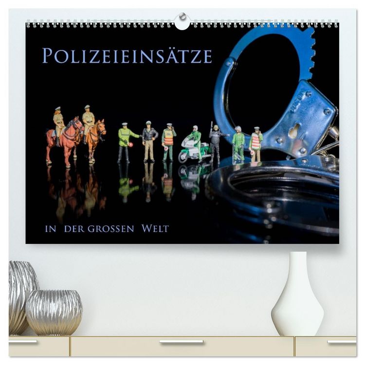 Produktbild: Polizeieins&auml;tze, in der gro&szlig;en Welt (hochwertiger Premium Wandkalender 2026 DIN A2 quer), Kunstdruck in Hochglanz