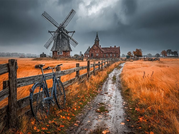 Produktbild: CALVENDO Puzzle Windm&uuml;hle im norddeutschen Herbst - L&auml;ndliches Idyll mit Nostalgie | 1000 Teile Lege-Gr&ouml;&szlig;e 64x48cm Foto-Puzzle f&uuml;r gl&uuml;ckliche Stunden