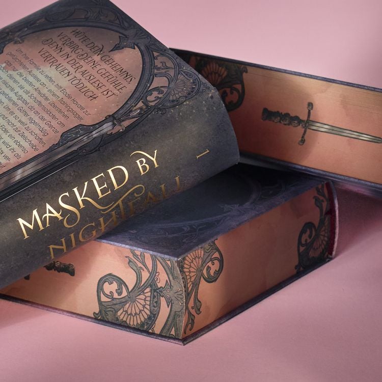 Produktbild: Masked by Nightfall