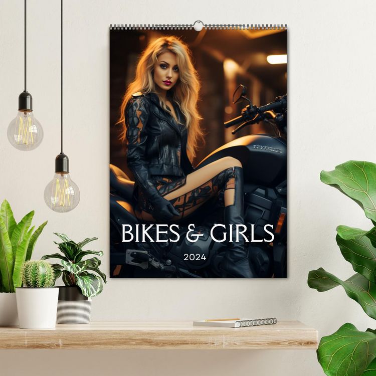 Produktbild: Bikes and Girls: Sexy M&auml;dels auf hei&szlig;en Mottorr&auml;dern (Wandkalender 2026 DIN A2 hoch), CALVENDO Monatskalender