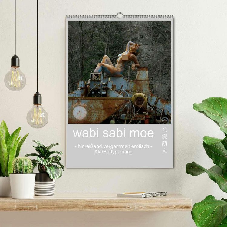 Produktbild: wabi sabi moe - hinrei&szlig;end vergammelt erotisch - Akt/Bodypainting (Wandkalender 2026 DIN A2 hoch), CALVENDO Monatskalender