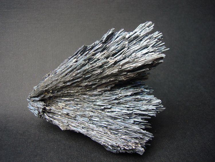 Produktbild: Metalle und Mineralien als Heilmittel