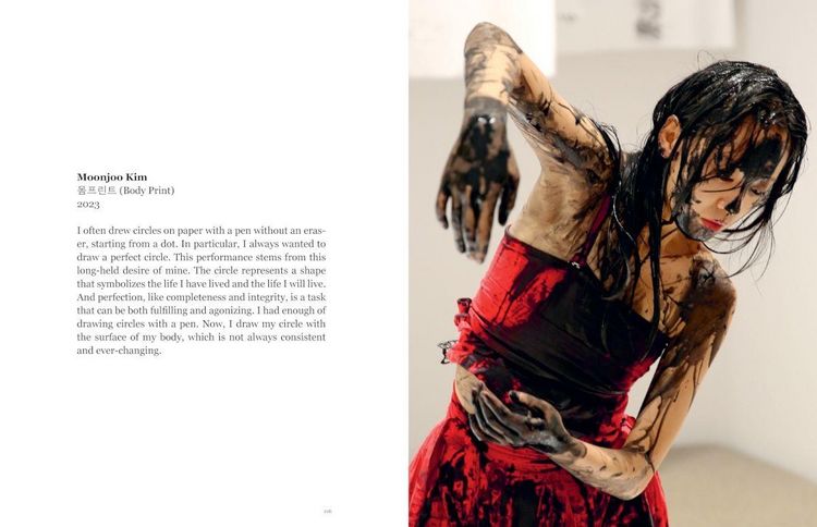 Produktbild: Marina Abramović. Free Interdisciplinary Performance Lab