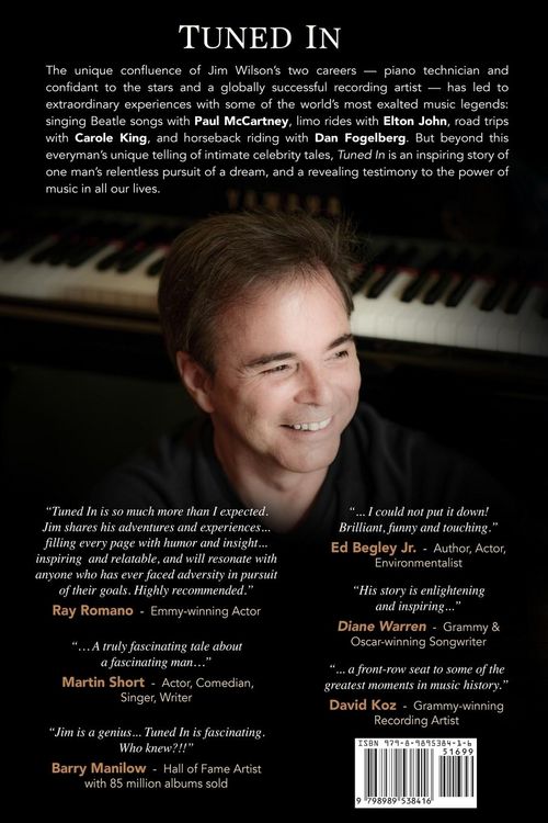 Produktbild: Tuned In - Memoirs of a Piano Man