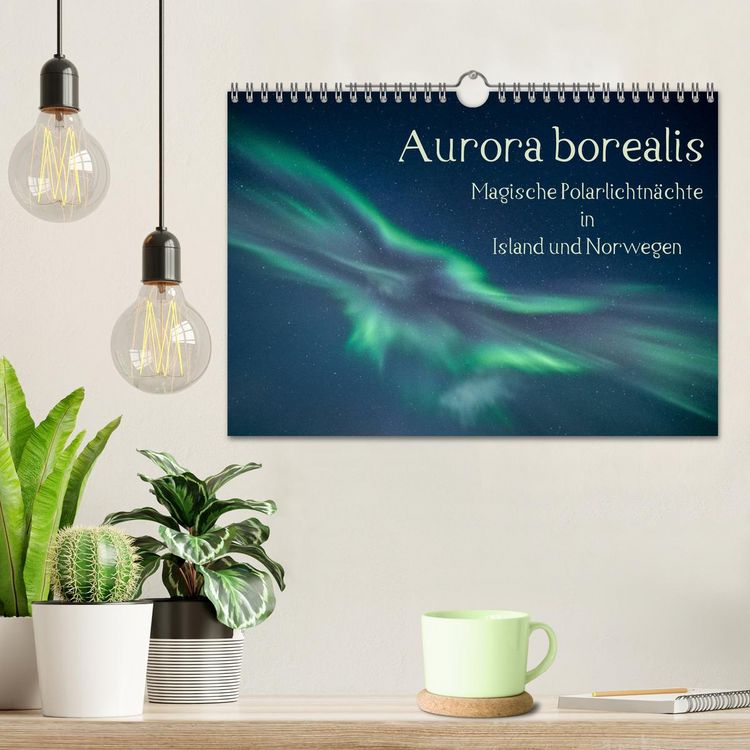 Produktbild: Aurora borealis - Magische Polarlichtn&auml;chte in Island und Norwegen (Wandkalender 2026 DIN A4 quer), CALVENDO Monatskalender