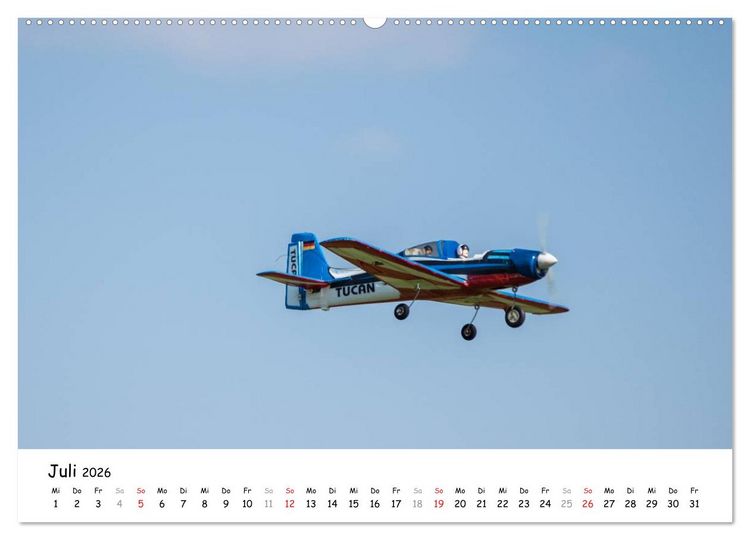 Produktbild: Tollk&uuml;hne Helden der Fliegerei - Modellflugzeuge in Aktion (hochwertiger Premium Wandkalender 2026 DIN A2 quer), Kunstdruck in Hochglanz