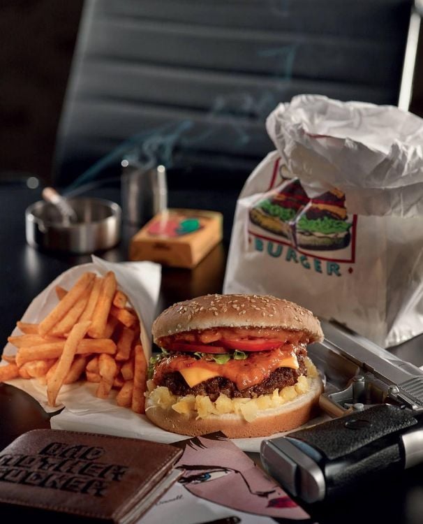 Produktbild: HOLLYFOOD: 75 Rezepte f&uuml;r Filmfans, Serienjunkies, Geeks und Nerds