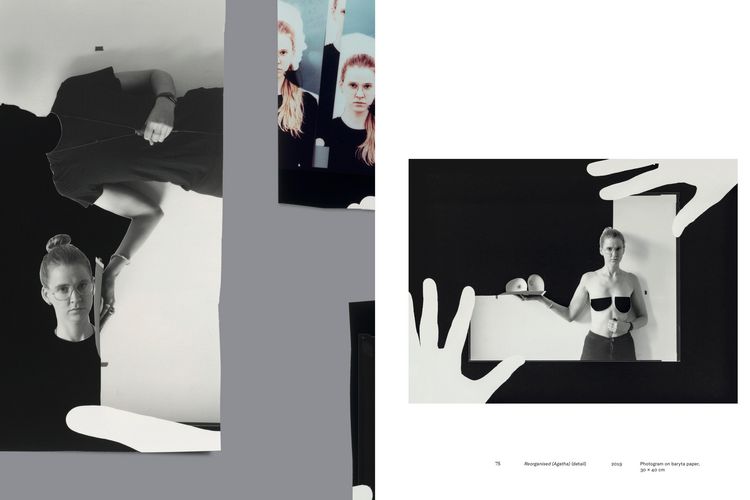 Produktbild: First Monographs