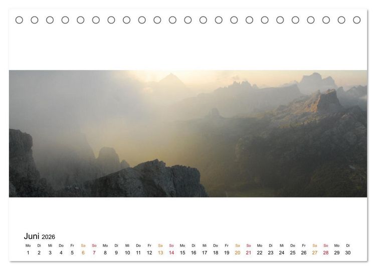 Produktbild: Der Dolomiten H&ouml;henweg EINS in Panoramabildern (Tischkalender 2026 DIN A5 quer), CALVENDO Monatskalender