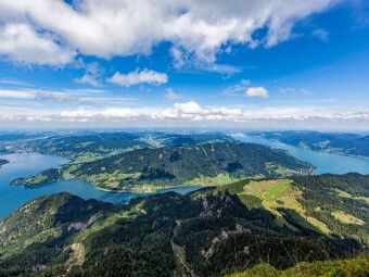 Produktbild: CALVENDO Puzzle Mondsee und Attersee von der Schafbergspitze aus gesehen | 1000 Teile Lege-Gr&ouml;&szlig;e 64x48cm Foto-Puzzle f&uuml;r gl&uuml;ckliche Stunden