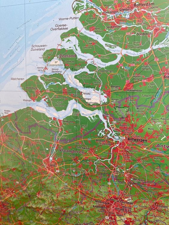 Produktbild: Relief Belelux klein mit Holzrahmen 1:400.000