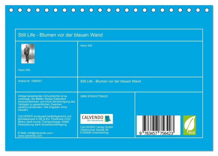 Produktbild: Still Life - Blumen vor der blauen Wand (Tischkalender 2026 DIN A5 quer), CALVENDO Monatskalender