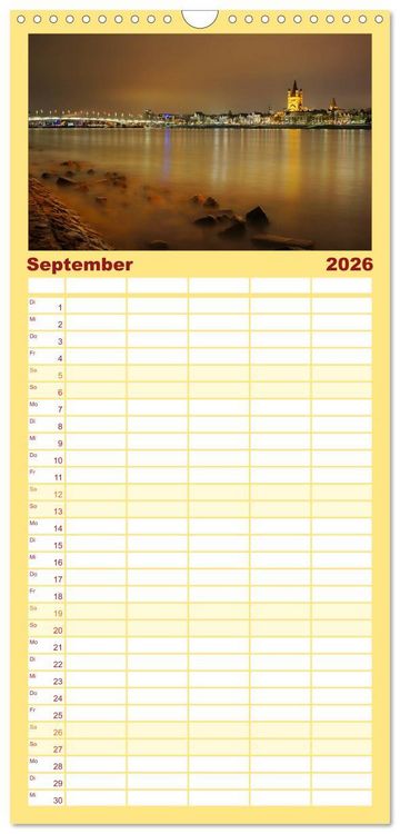 Produktbild: Familienplaner 2026 - K&ouml;ln dunkel bunt - Die Stadt in anderem Licht! mit 5 Spalten (Wandkalender, 21 x 45 cm) CALVENDO