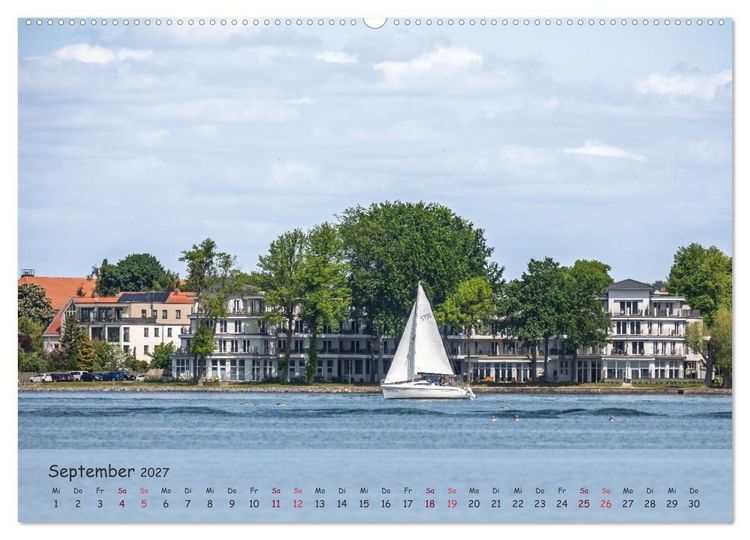 Produktbild: Zwischen See und Himmel - Waren (M&uuml;ritz) im Wandel der Jahreszeiten (Wandkalender 2027 DIN A2 quer), CALVENDO Monatskalender