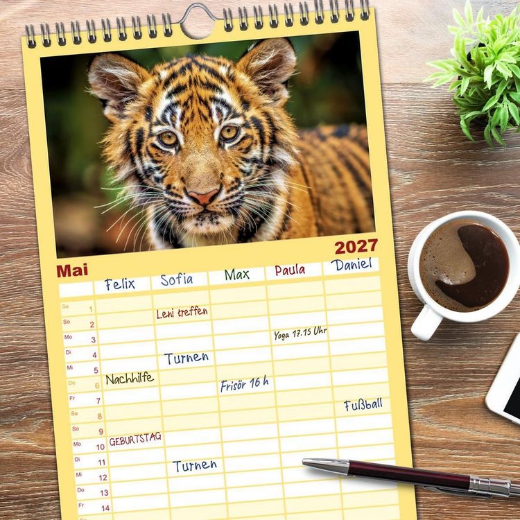 Produktbild: Familienplaner 2027 - Babys der Wildnis mit 5 Spalten (Wandkalender, 21 x 45 cm) CALVENDO