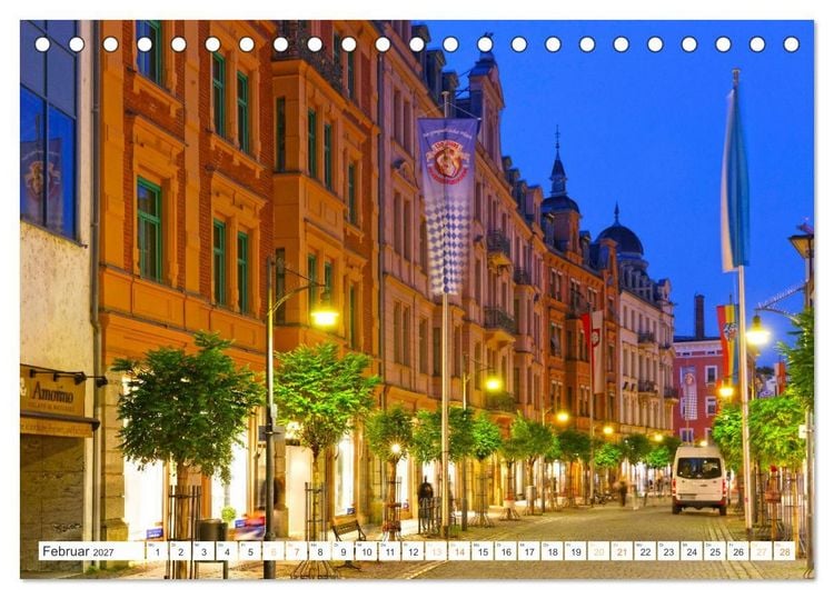 Produktbild: Rosenheim - Die Stadt vor den Bergen (Tischkalender 2027 DIN A5 quer), CALVENDO Monatskalender