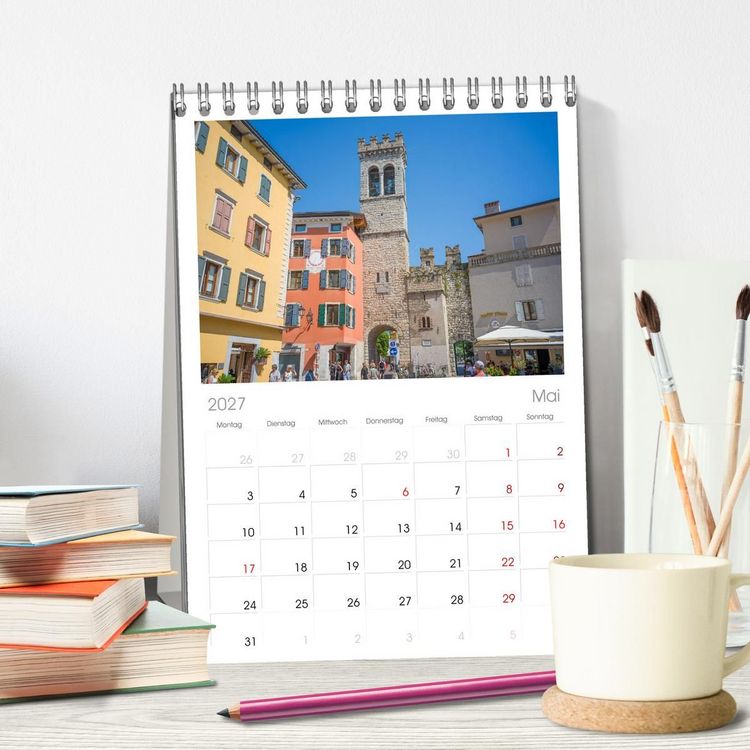 Produktbild: Tischplaner 2027 - Riva del Garda - Am Gardasee ganz im Norden (A5 Tischkalender zum Aufstellen) CALVENDO