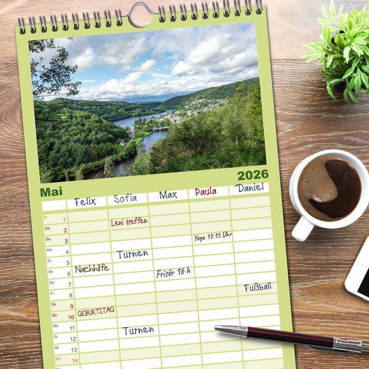 Produktbild: Familienplaner 2026 - Nationalpark Eifel - Sch&ouml;ne Tage im Gr&uuml;nen mit 5 Spalten (Wandkalender, 21 x 45 cm) CALVENDO