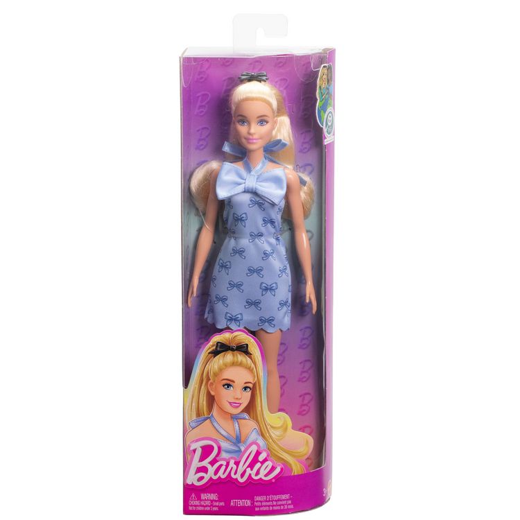 Produktbild: Barbie Fashionistas-Puppe Nr. 237 in blauem Neckholderkleid mit Schleife, blondem Haar, das zu einem Zopf gebunden ist, und einer Haarschleife