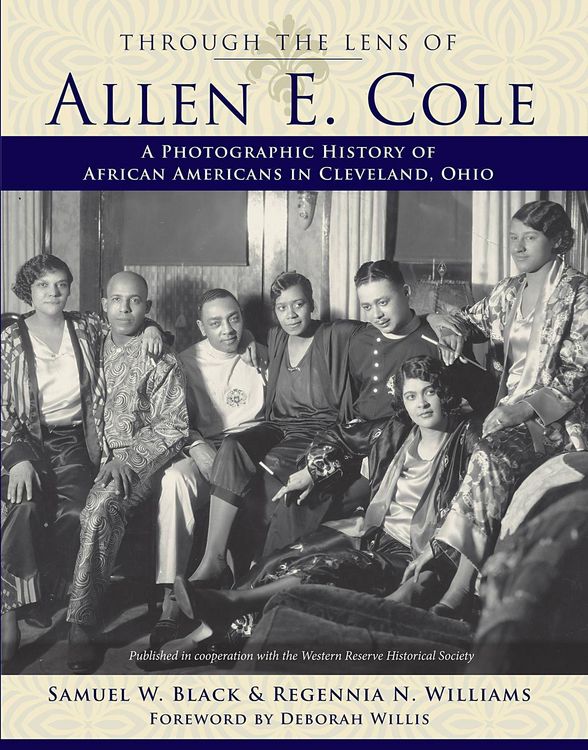 Produktbild: Through the Lens of Allen E. Cole