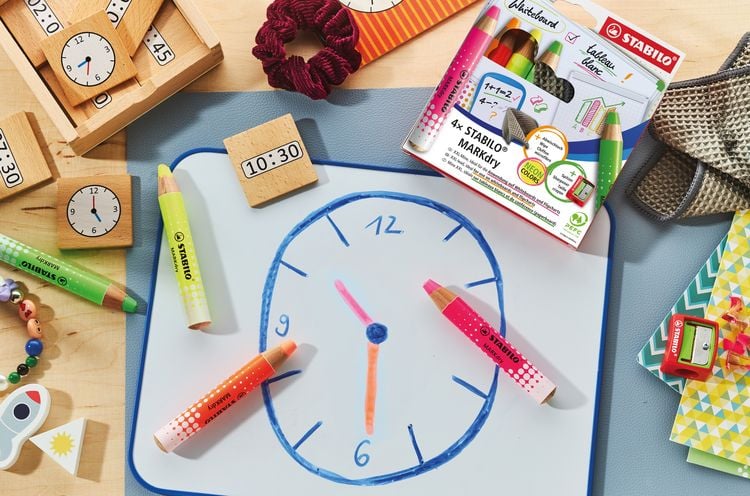 Produktbild: STABILO Marker Whiteboard- und Flipchartmarker MARKdry, 4er Set mit Spitzer und Abwischtuch, Neonfarben