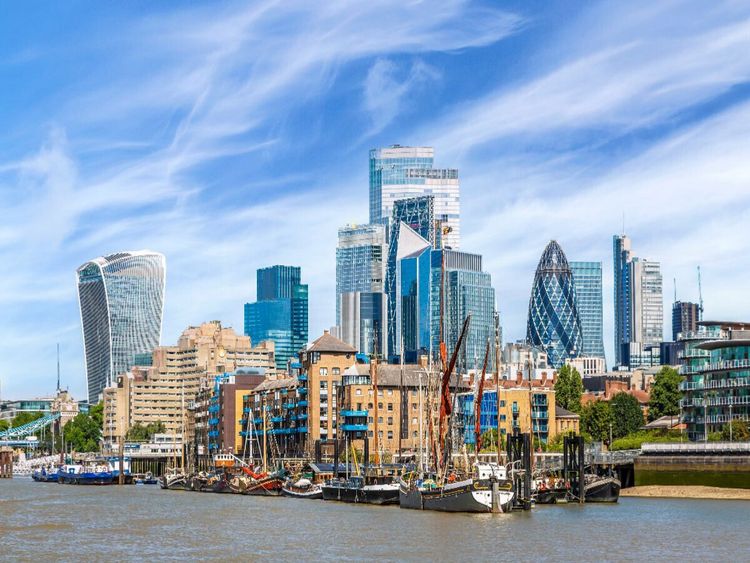 Produktbild: CALVENDO Puzzle Moderne Skyline der City of London mit maritimem Flair | 1000 Teile Lege-Gr&ouml;&szlig;e 64x48cm Foto-Puzzle f&uuml;r gl&uuml;ckliche Stunden