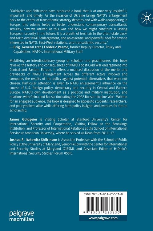 Produktbild: Evaluating NATO Enlargement