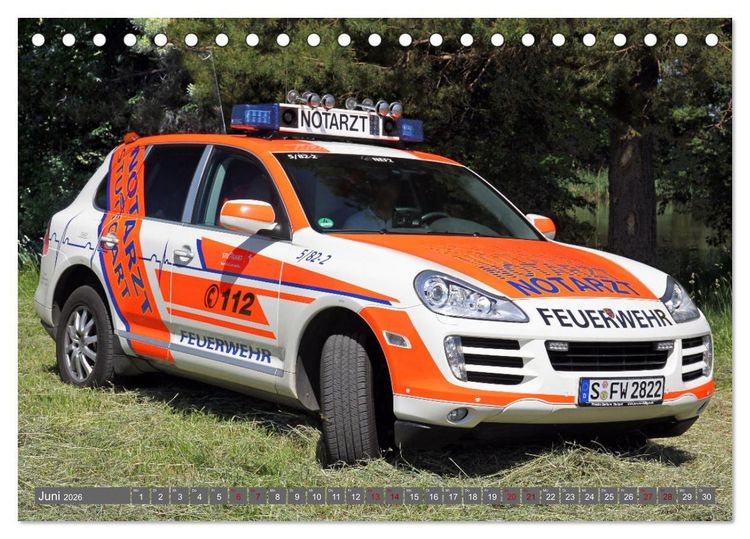 Produktbild: Einsatzfahrzeuge der Feuerwehr Stuttgart (Tischkalender 2026 DIN A5 quer), CALVENDO Monatskalender