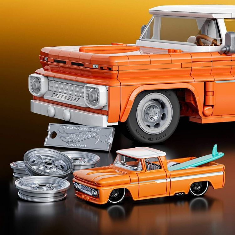 Mattel Brick Shop Hot Wheels Custom '62 Chevy Pickup