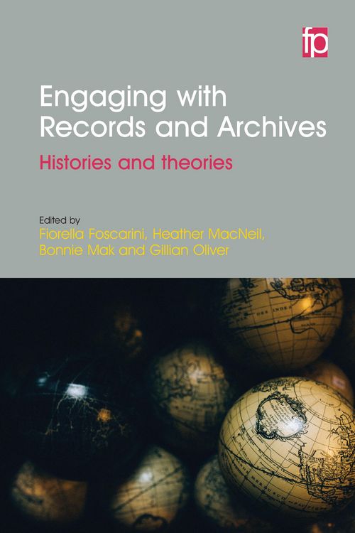 Produktbild: Engaging with Records and Archives