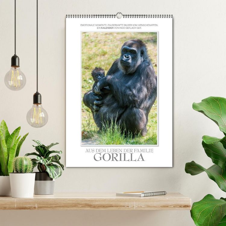 Produktbild: Emotionale Momente: Aus dem Leben der Familie Gorilla. (Wandkalender 2026 DIN A2 hoch), CALVENDO Monatskalender