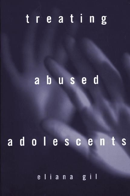 Produktbild: Treating Abused Adolescents