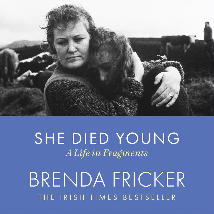 Produktbild: She Died Young