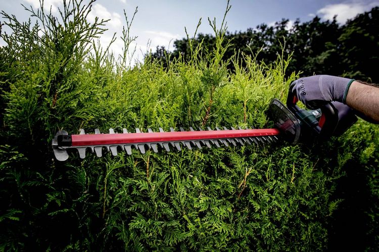 Produktbild: Metabo HS 18 LTX 65 Akku Heckenschere ohne Akku 18V