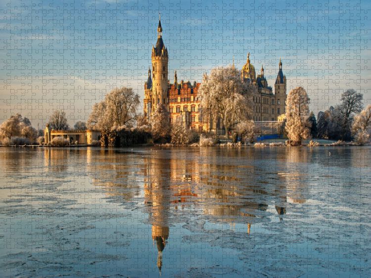 Produktbild: CALVENDO Puzzle Schwerin - UNESCO Weltkulturerbe | 1000 Teile Lege-Gr&ouml;&szlig;e 64x48cm Foto-Puzzle f&uuml;r gl&uuml;ckliche Stunden