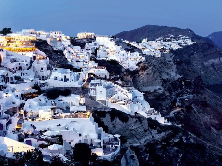 Produktbild: CALVENDO Puzzle Oia zur blauen Stunde | 1000 Teile Lege-Gr&ouml;&szlig;e 64x48cm Foto-Puzzle f&uuml;r gl&uuml;ckliche Stunden