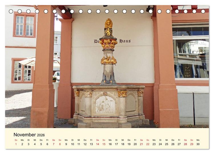 Produktbild: Sch&ouml;nes Alzey - Fachwerk, Wein und Rossmarktplatz (Tischkalender 2026 DIN A5 quer), CALVENDO Monatskalender