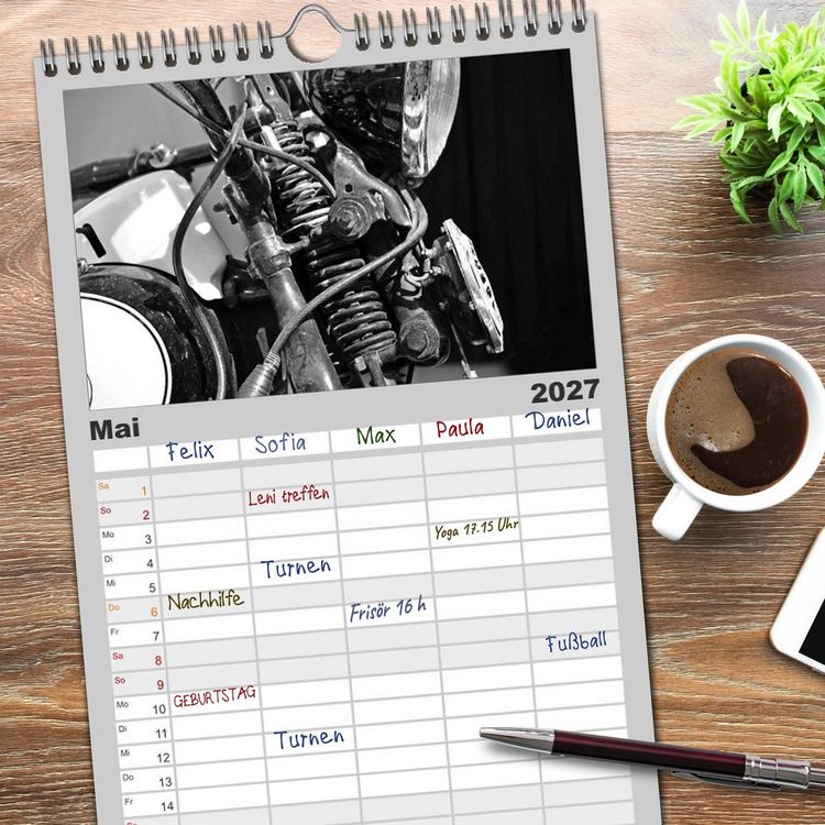 Produktbild: Familienplaner 2027 - Harley Davidson WLA 750 in Schwarzweiss mit 5 Spalten (Wandkalender, 21 x 45 cm) CALVENDO