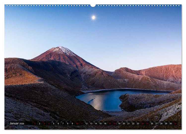 Produktbild: Der Norden Neuseelands: Vulkane, Wasserf&auml;lle und imposante Str&auml;nde (Wandkalender 2026 DIN A2 quer), CALVENDO Monatskalender